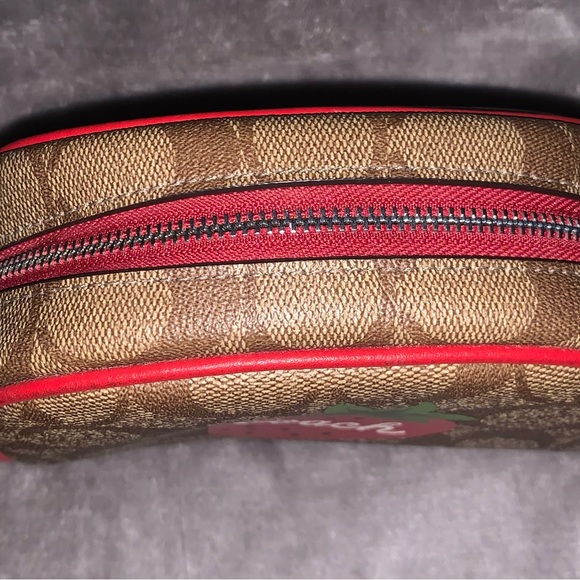 Coach Set New With Tags
Signature Canvas Khaki, Elect. Red (Cross Posted) SOLD - Picture 11 of 15